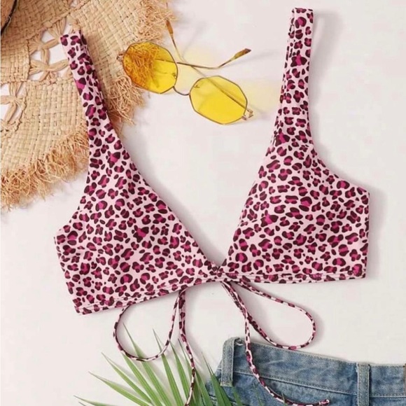 SHEIN Other - cute bikini top — Brand : Shein — Size : XS/S — Bust size fits upto 30-34inch